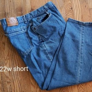 😊Women Jeans sz 22w short